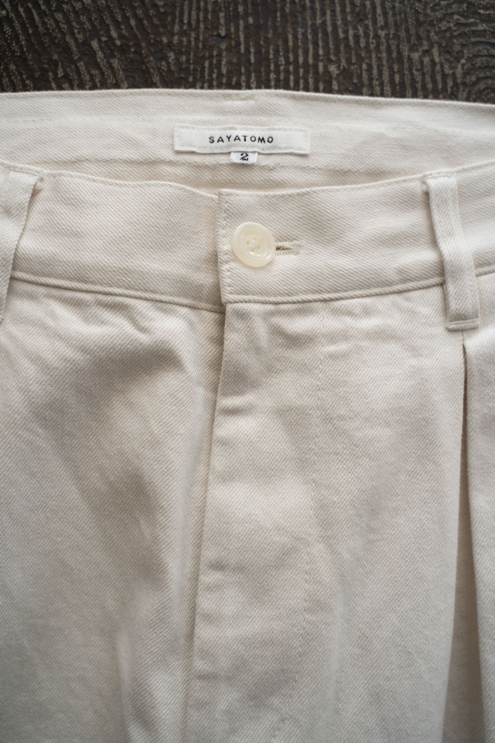 【26SS】2-Tack Cutoff Wide Denim Pants/2タックカットオフワイドデニムパンツ(OFF WHITE)