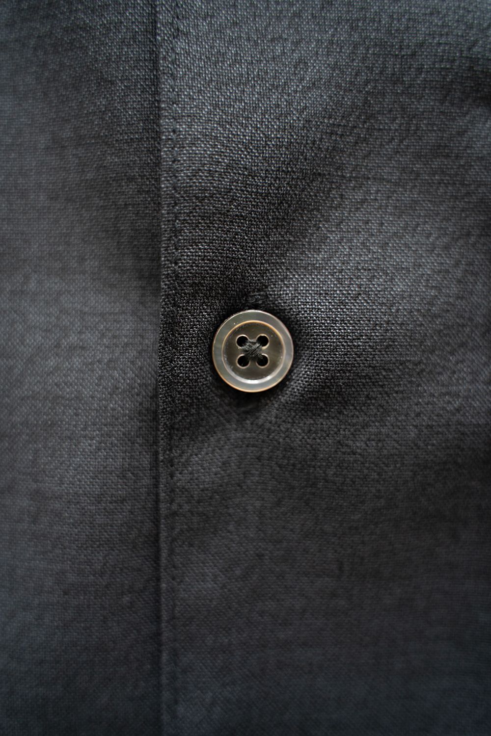【ラスト1点】【24SS】ウール混オープンカラー半袖シャツ(CHARCOAL)