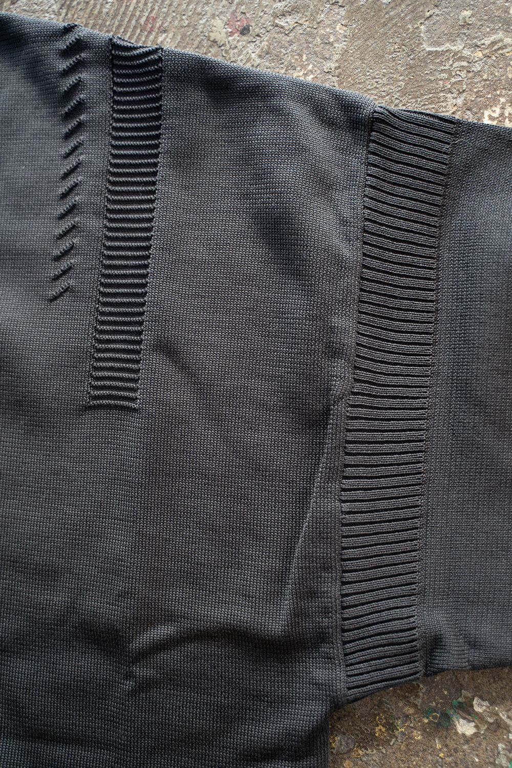 【ラスト1点】Yonaga Knit Polo(OFF BLACK)