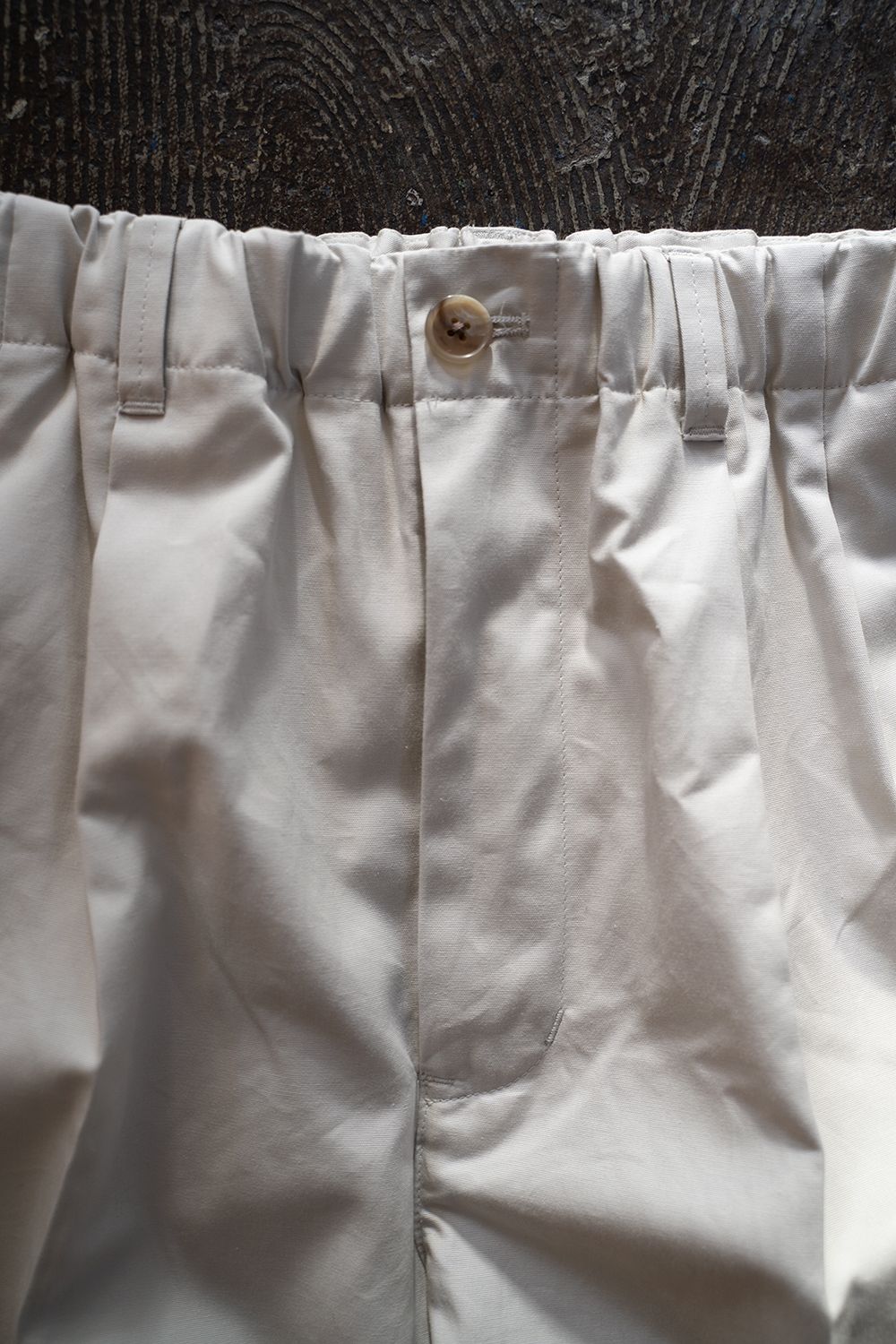 【ラスト1点】【22AW】甘撚りオックス2タックイージーパンツ(LIGHT GRAY)