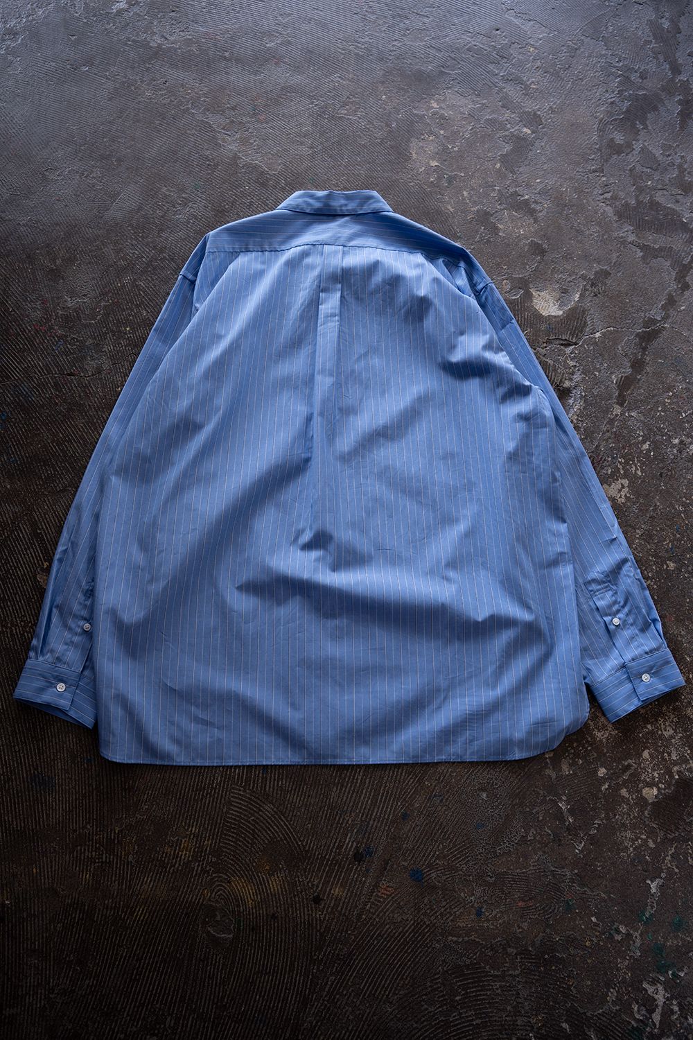 【26AW】ブロードレギュラーカラーシャツ(BLUE STRIPE)