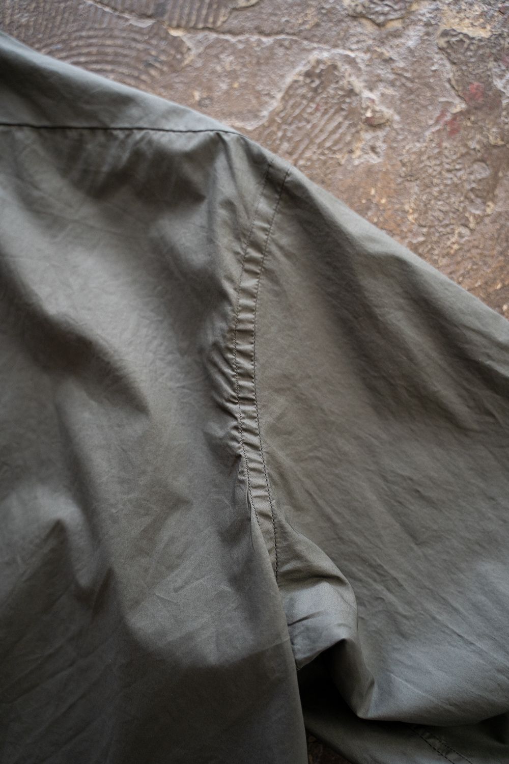 【ラスト1点】半袖ブロードレギュラーカラーシャツ(CHARCOAL)