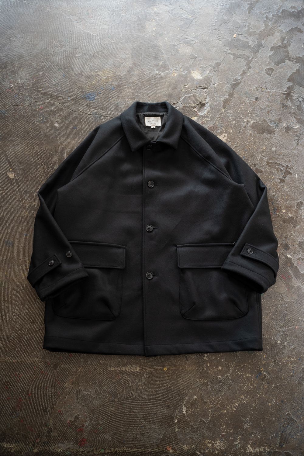 【25AW】Super110'Sメルトンステンカラーハーフコート(BLACK)