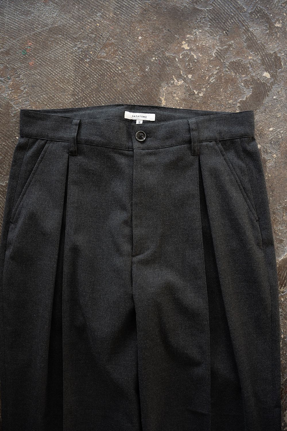 【26AW】2-Tack Wide Slacks/2タックワイドスラックス(CHARCOAL)