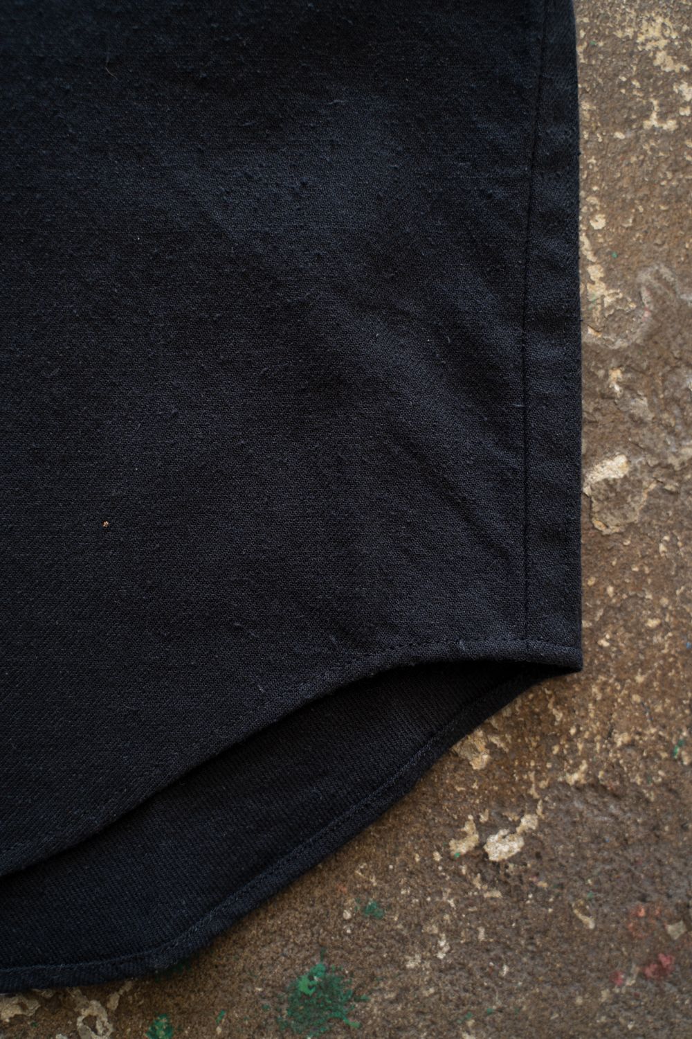 【ラスト1点】【25AW】極小襟コットン×シルクネップシャツ(BLACK NAVY)