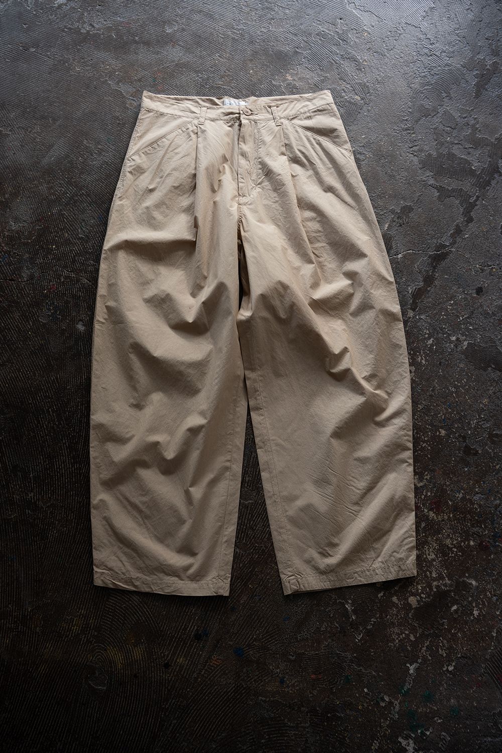 【26SS】ガーメントダイワンタックパンツ(BEIGE)