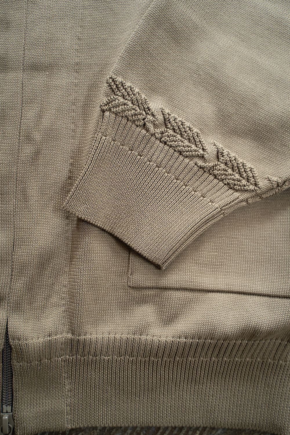 YASHIKI - Yonaga Zip Cardigan(GREIGE) | Salty