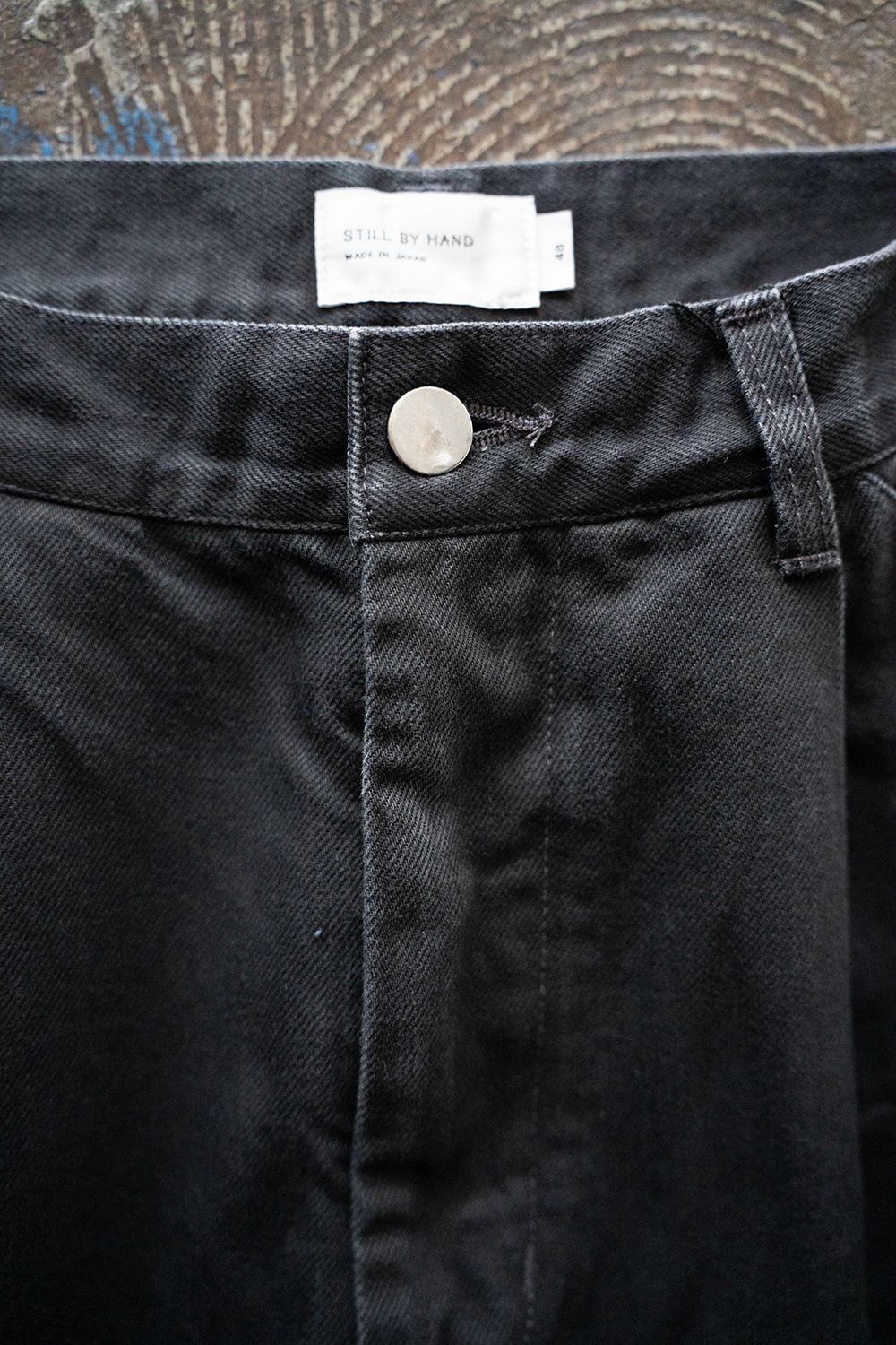 【25AW】フェードカラーデニムワンタックパンツ(INK BLACK)