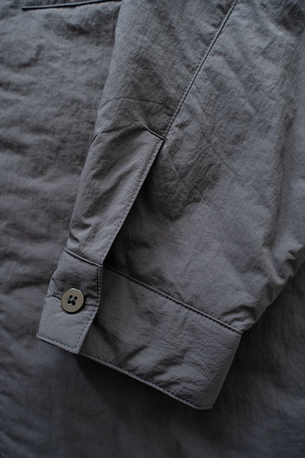 【25AW】シンサレートシャツブルゾン(CHARCOAL)