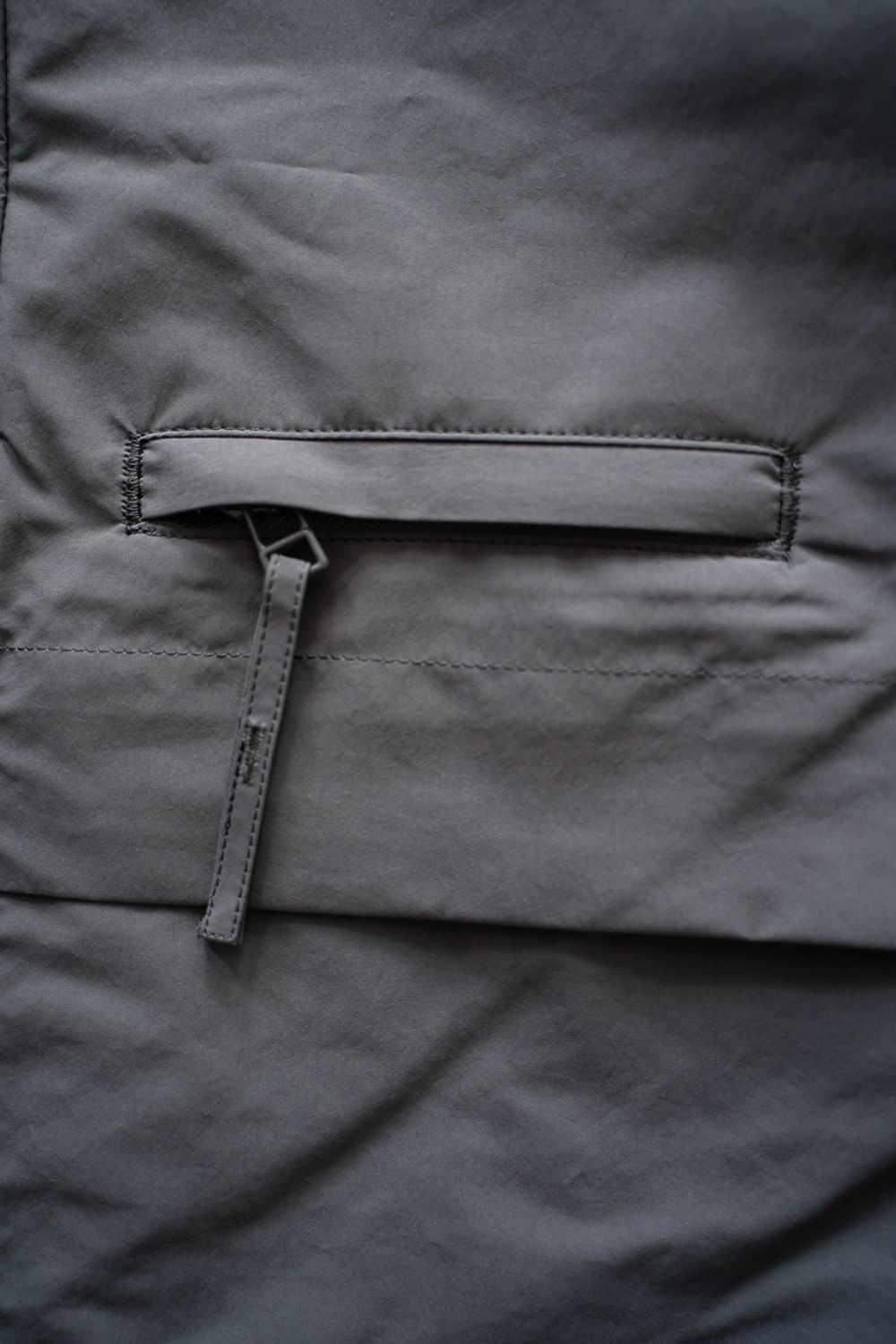 【ラスト1点】【24AW】撥水ポリエステルスタンドカラーブルゾン(BLUE GRAY)