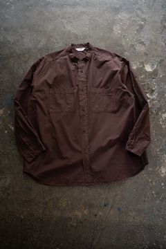【26AW】ガーメントダイバンドカラーオーバーシャツ(REDDISH BROWN)