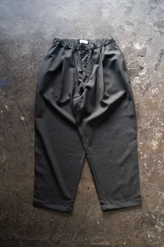 【ラスト1点】【25SS】ウォッシャブルウールイージースラックス(CHARCOAL)