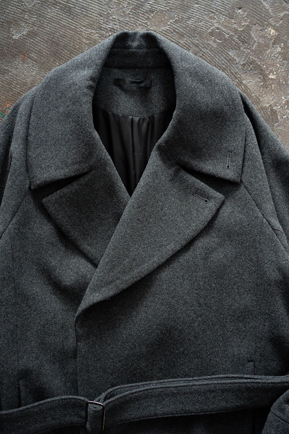 【26AW】Belted Over Coat/ベルテッドオーバーコート(GRAY)
