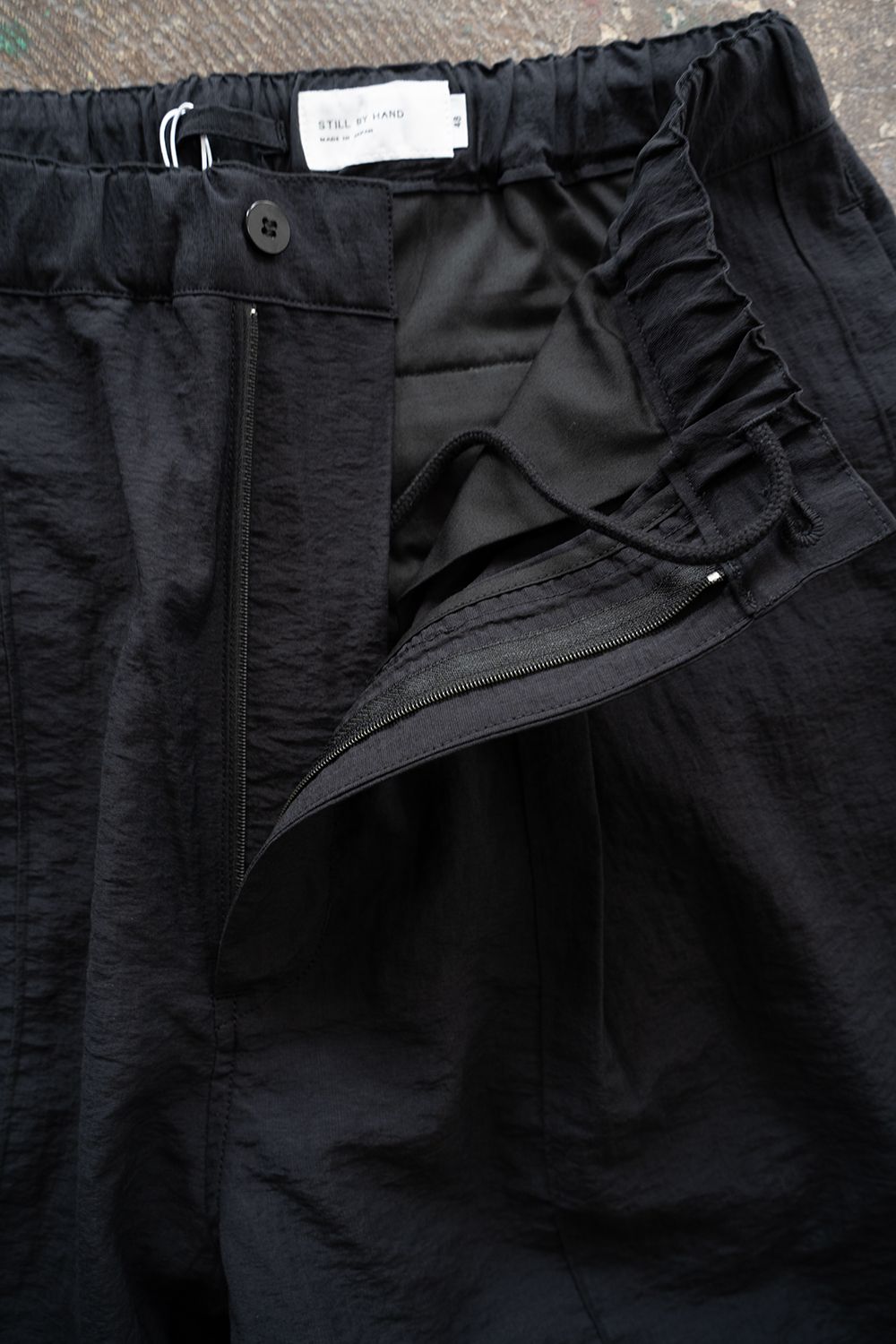 【26SS】ピンタックイージースラックス(BLACK)