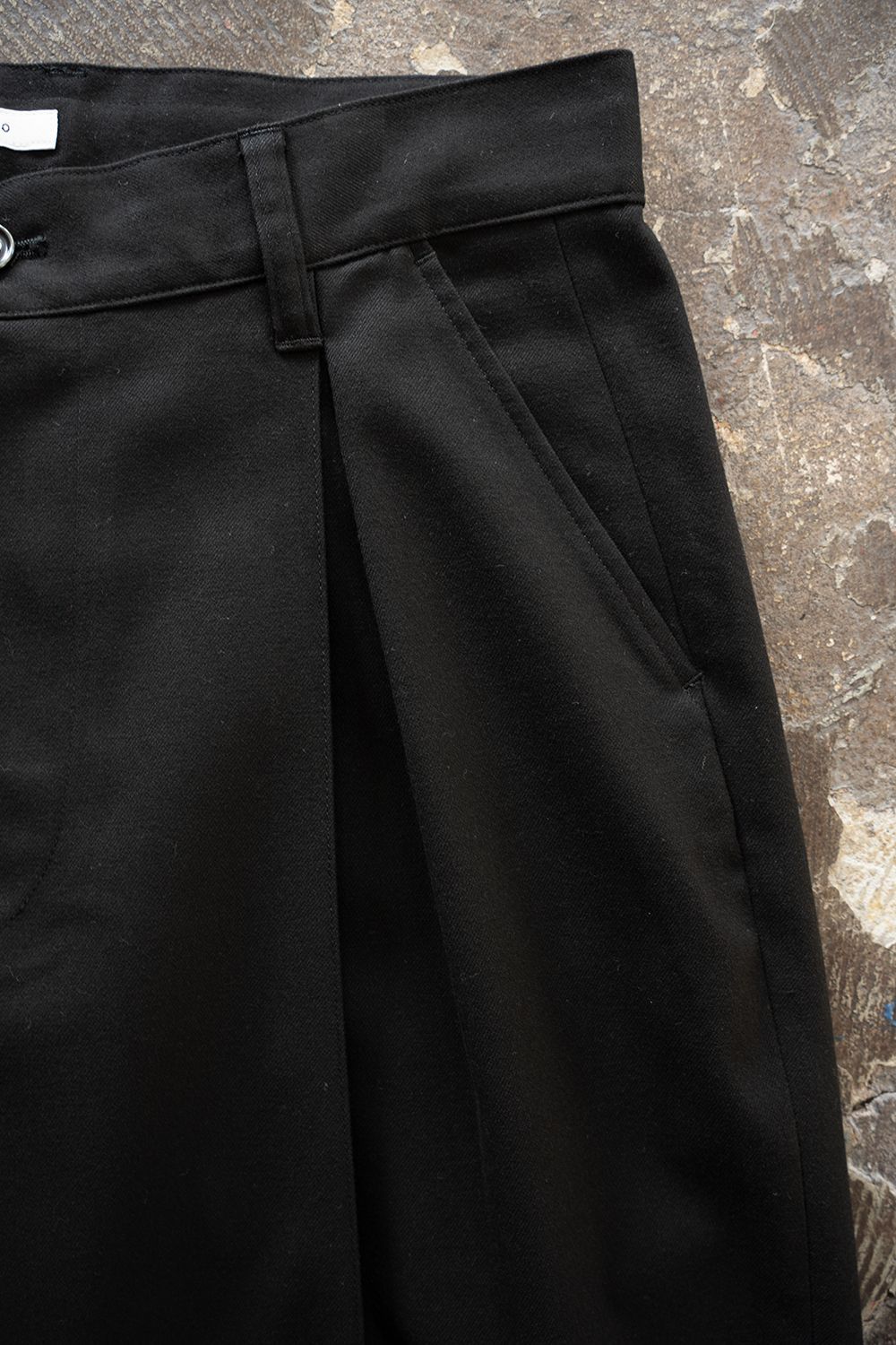 【26AW】2-Tack Wide Slacks/2タックワイドスラックス(BLACK)