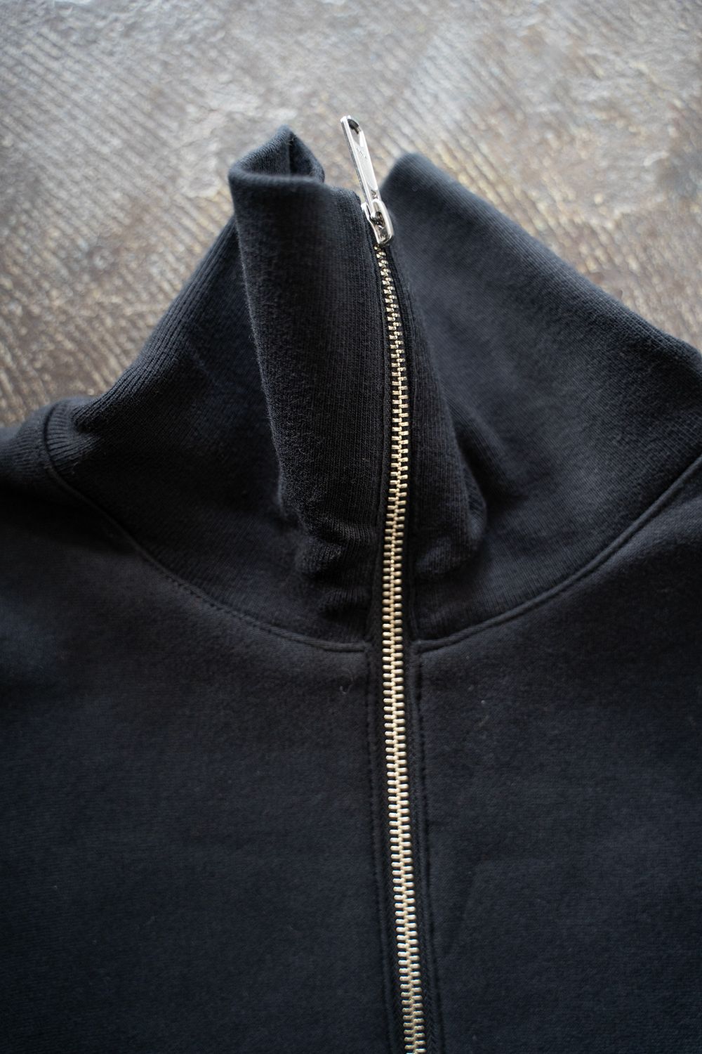 【ラスト1点】【24AW】ハーフジッププルオーバースウェット(BLACK)