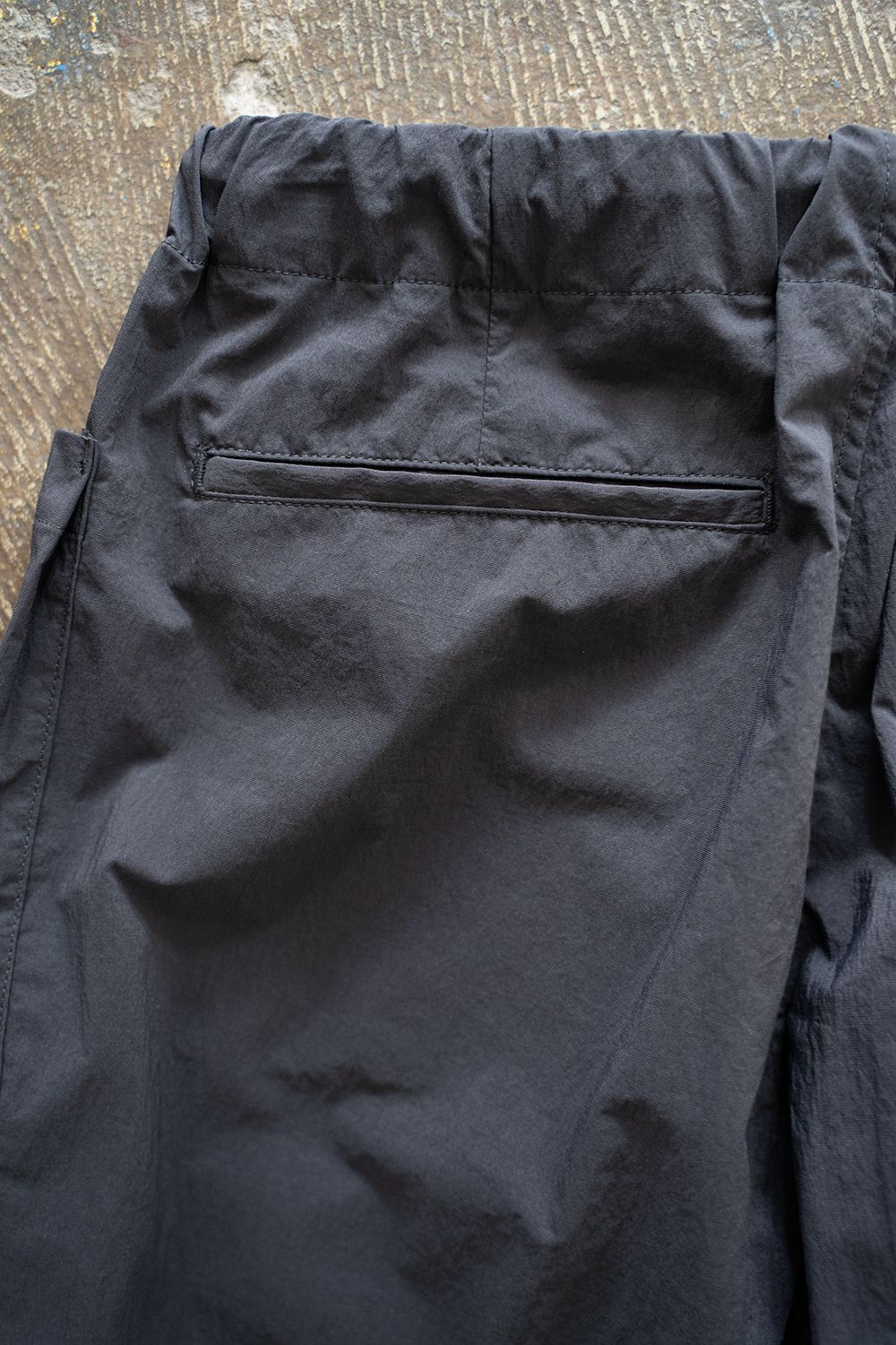 【ラスト1点】【23SS】タスランナイロンパッチポケットイージーパンツ(NAVY)