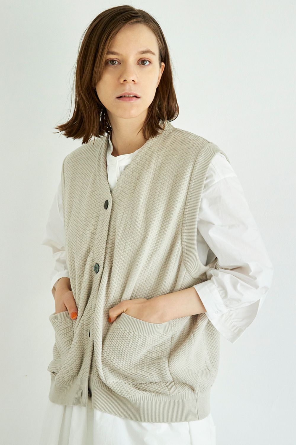 YASHIKI - 【ラスト1点】【22SS】Namioto Vest(PEARL GRAY) | Salty