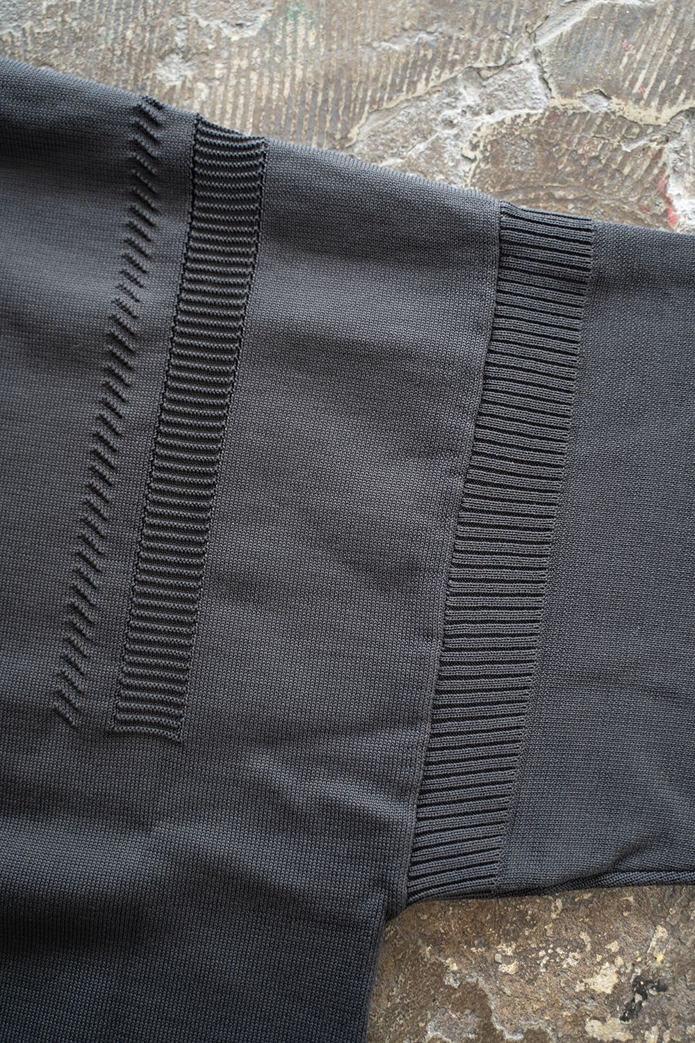 YASHIKI - 【ラスト1点】【23AW】Yonaga Zip Cardigan(OFF BLACK