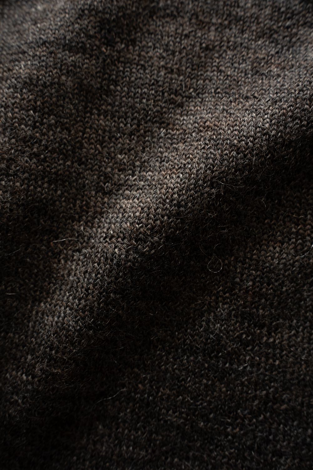 【26AW】エクストラキッドモヘア12Gニット(ASH BROWN)