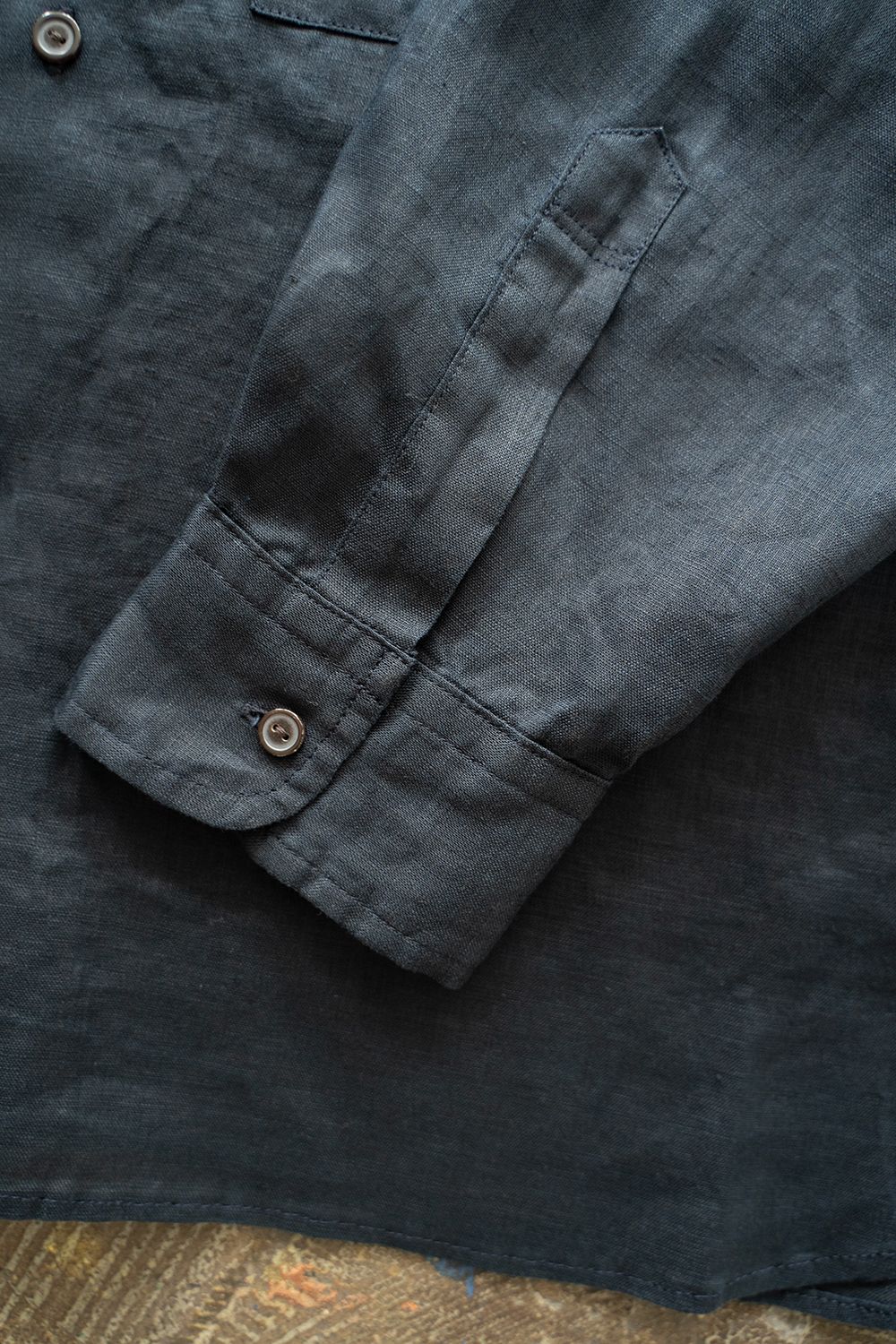 【ラスト1点】【24SS】リネンバンドカラーシャツ(NAVY)