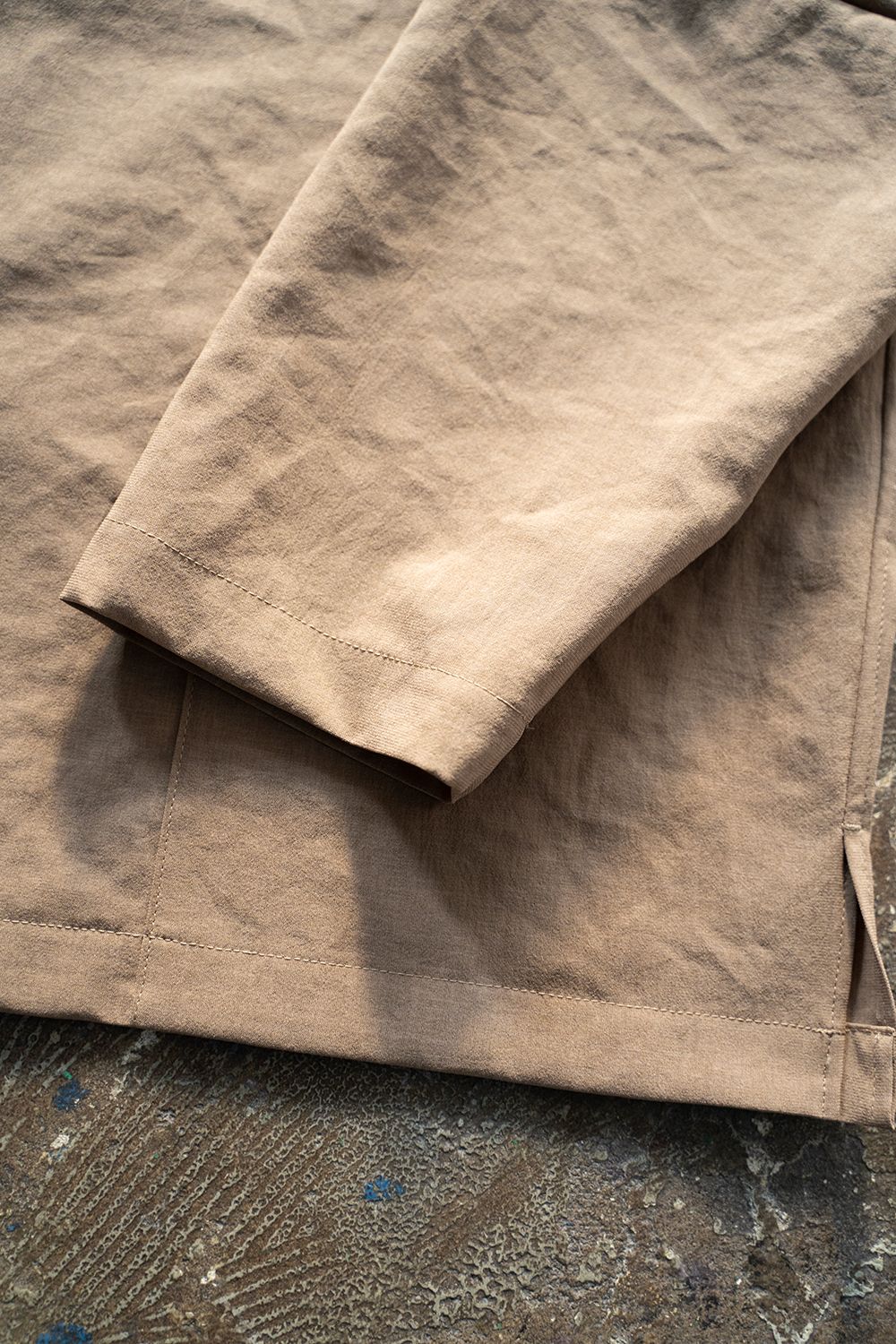 【ラスト1点】【23SS】強撚ポリエステルドルマンジャケット(LIGHT BROWN)