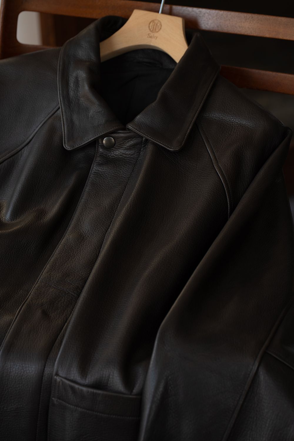 【26AW】カウレザーハーフコート(BROWN CHARCOAL)