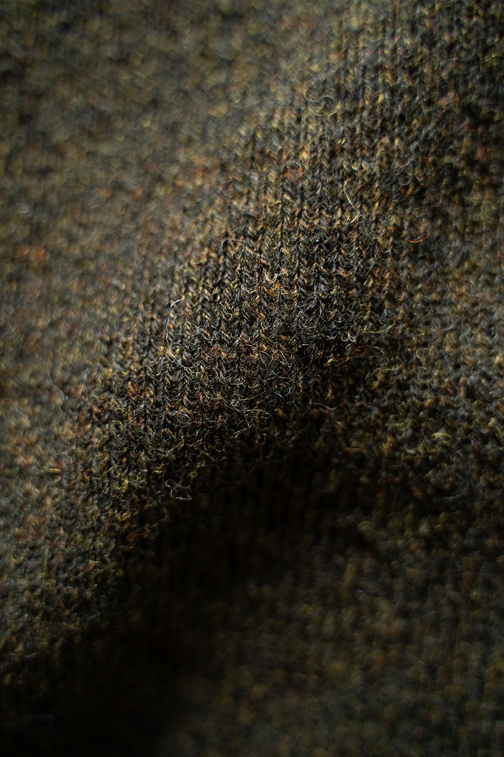 【ラスト1点】Hard twisted Shetlandwool cross V neck sweater(KHAKI MIX)