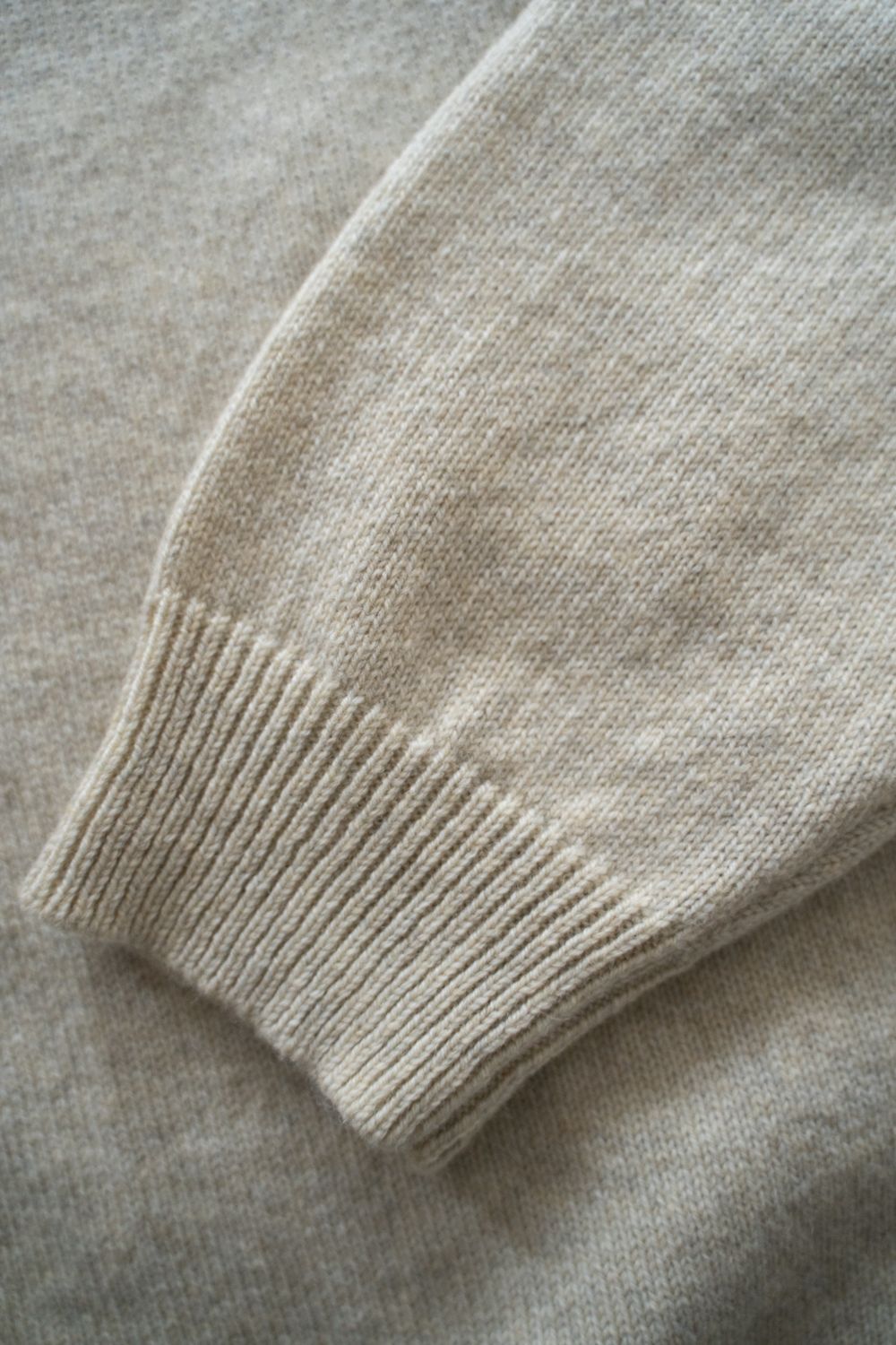 【25AW】モックネックメランジニット(MELANGE OATMEAL)