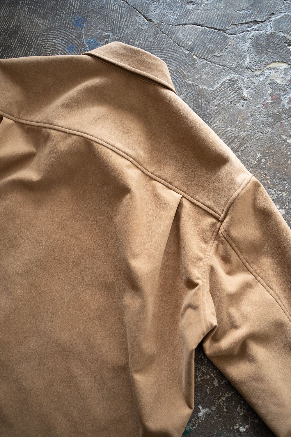 【25AW】フェイクスウェードシャツブルゾン(CAMEL)