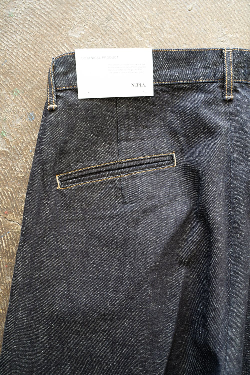 NEPLA. - 【ラスト1点】【23SS】ワイドタックパンツ(HEMP INDIGO NEPLA. - 【ラスト1点】【23SS】ワイドタックパンツ(HEMP INDIGO
