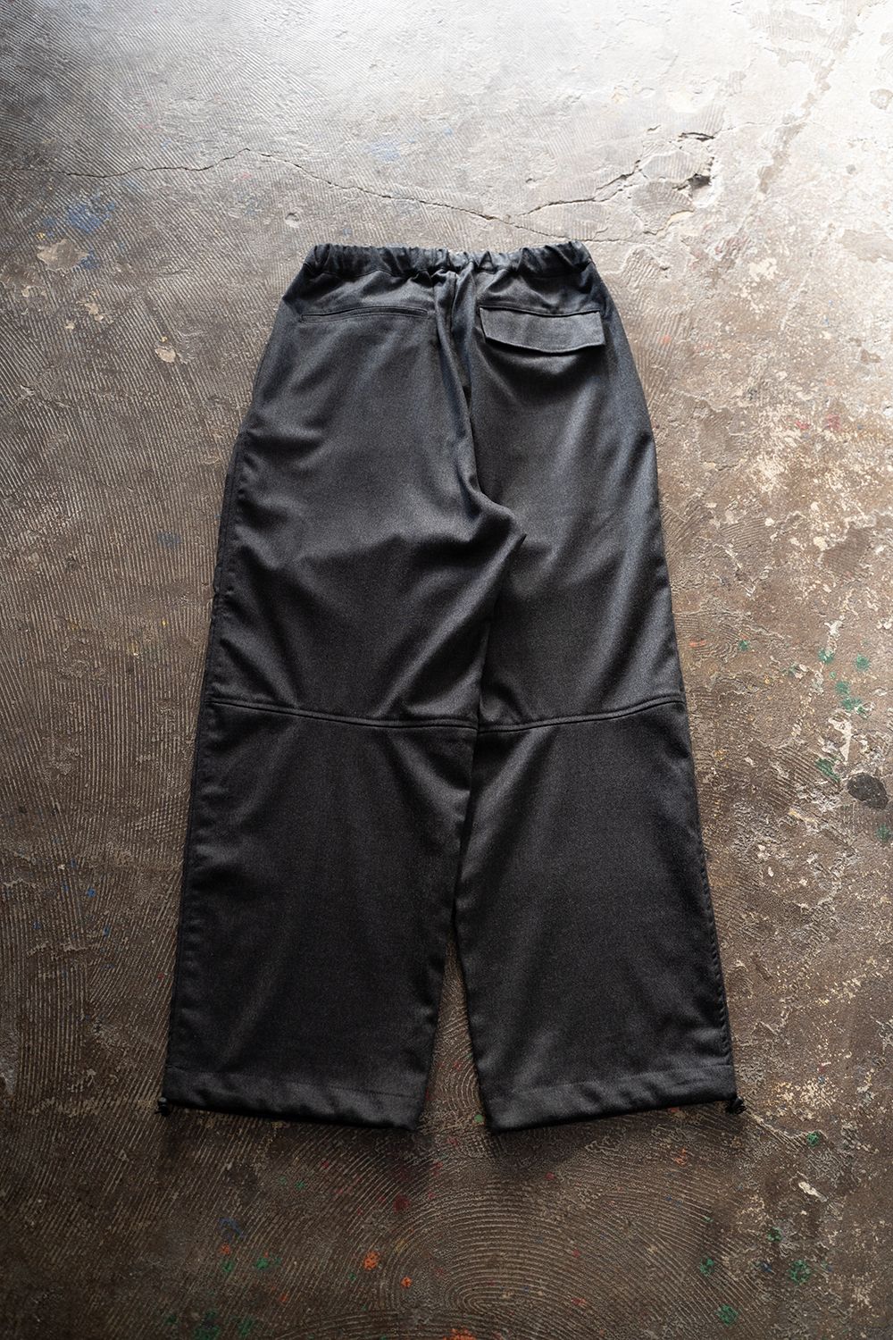【25AW】サキソニーイージーパンツ(CHARCOAL)