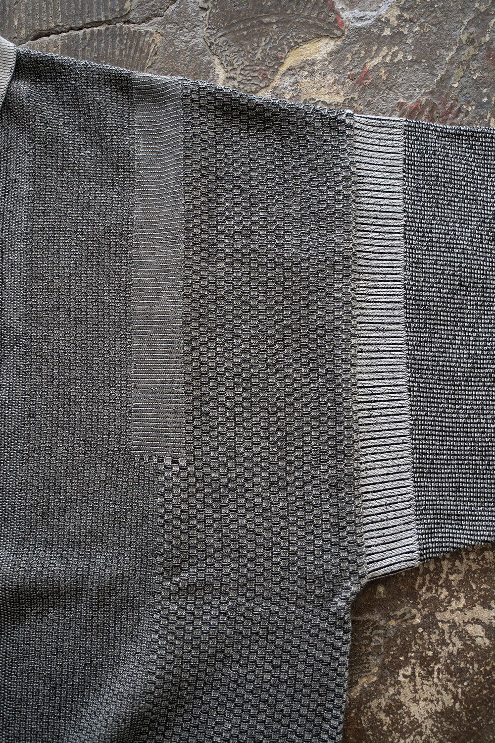 【ラスト1点】【25SS】Umiiro Knit Polo(MIX GRAY)