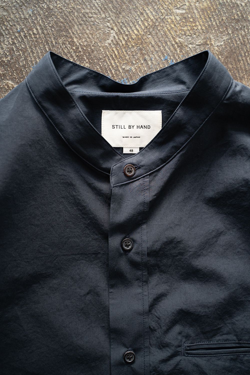 【25SS】リネン混バンドカラーシャツ(NAVY)