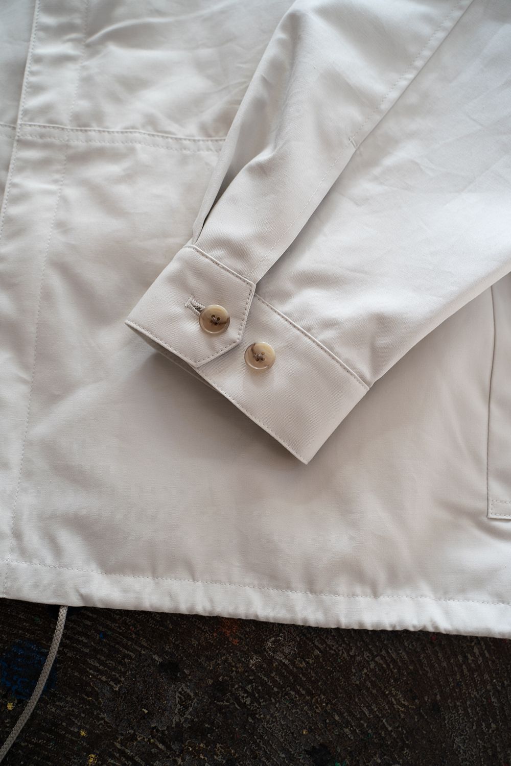 STILL BY HAND - 【ラスト1点】【22AW】甘撚りオックスショート STILL BY HAND - 【ラスト1点】【22AW】甘撚りオックスショート