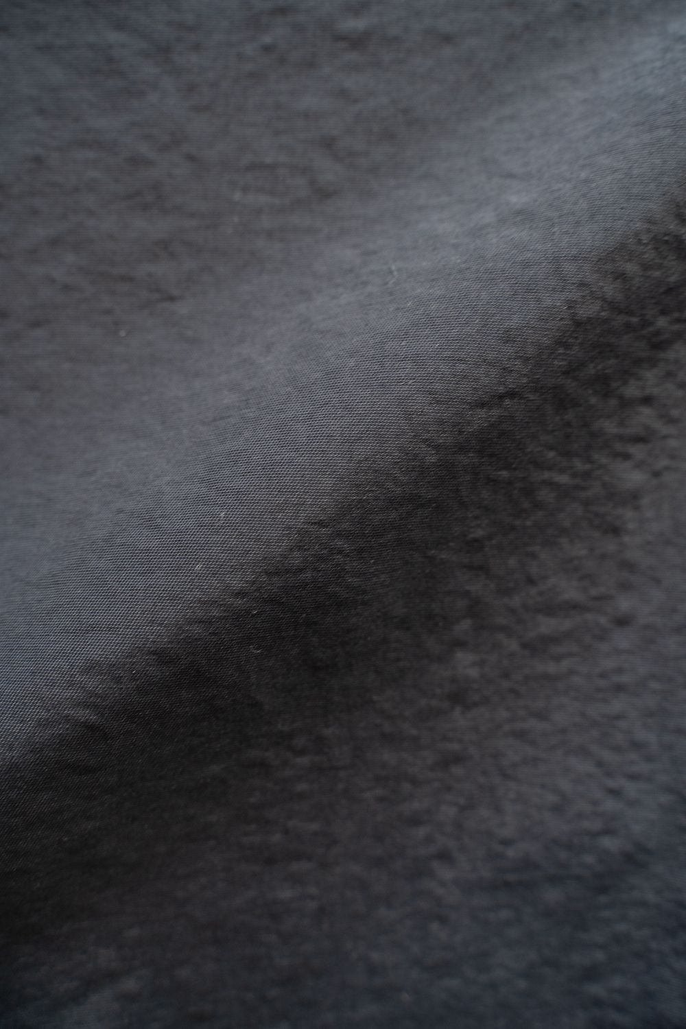 【ラスト1点】【25SS】ナイロンピンタック半袖シャツ(NAVY)