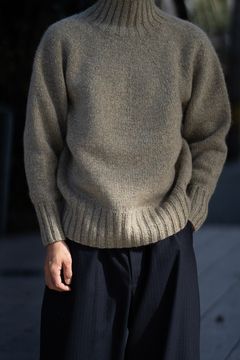 yak/lambs multi ply HAND KNITTING yoke top turtle neck sweater(FOG)