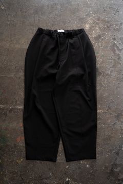 【256SS】ディープタックポリエステルワイドテーパードパンツ(BLACK)
