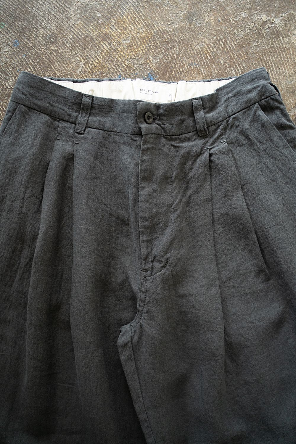 【ラスト1点】【25SS】リネンオックス2タックワイドイージーパンツ(BLUE CHARCOAL)