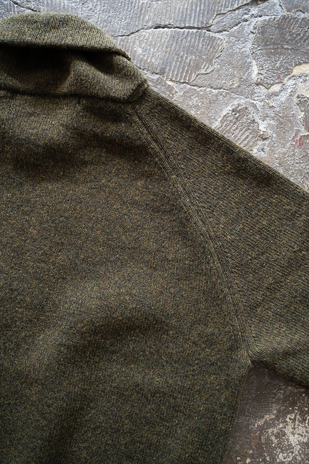 【ラスト1点】Hard twisted Shetlandwool type C-2(KHAKI MIX)