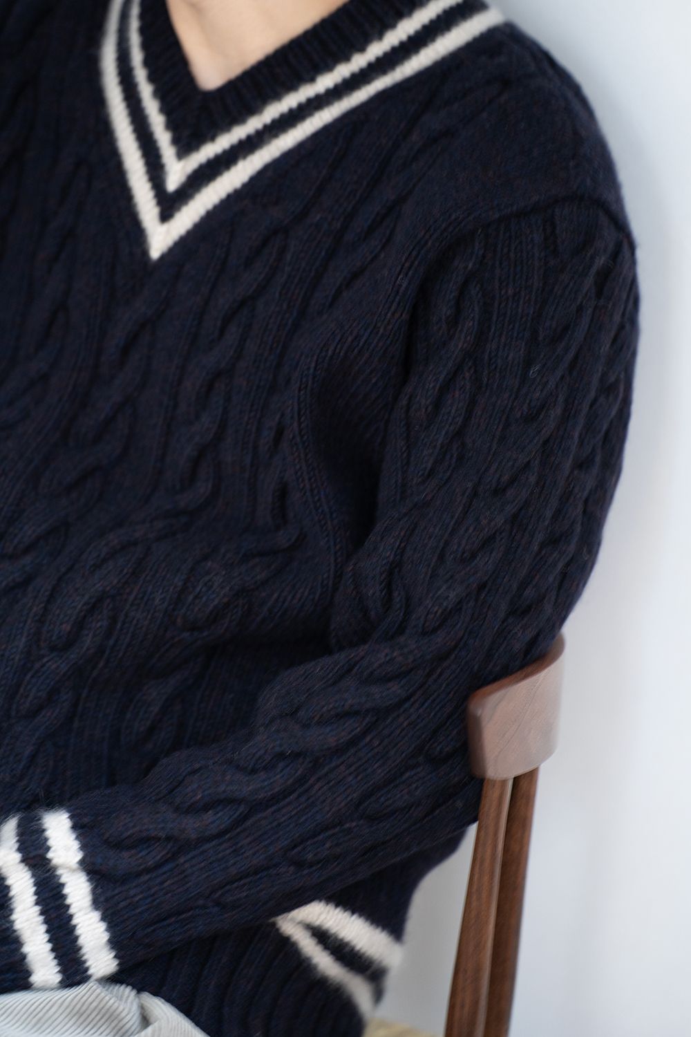 【ラスト1点】camel/cashmere HAND KNITTING cricket sweater(NAVY)