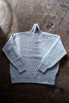 【ラスト1点】Switching Mohair Turtle Knit/モヘア切り替えタートルニット(SAX)