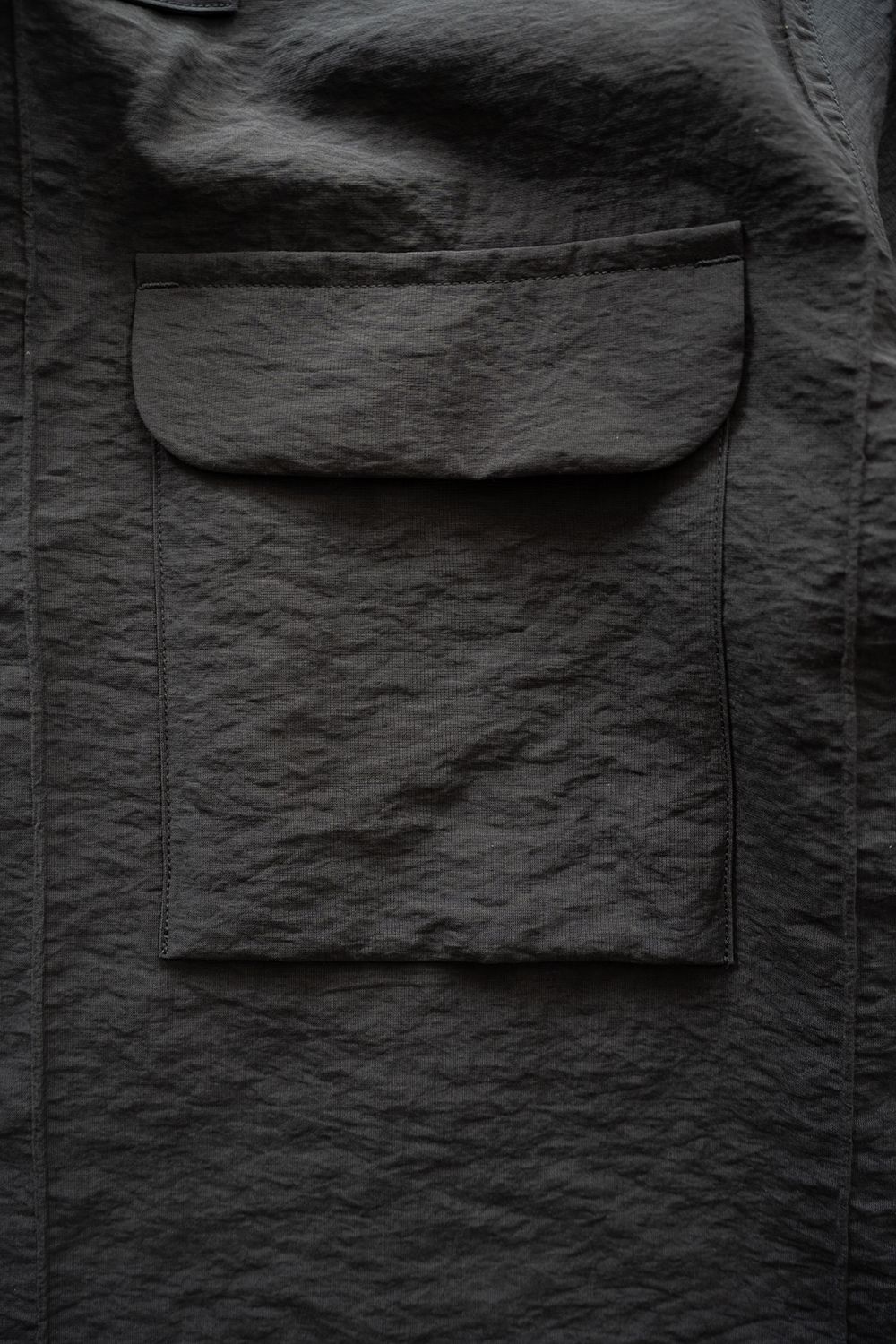 【26SS】ピンタックオープンカラー半袖シャツ(CHARCOAL)