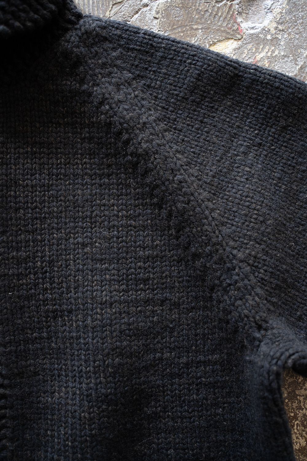 【ラスト1点】yak/lambs multi ply HAND KNITTING cowichan sweater(DARK NAVY)