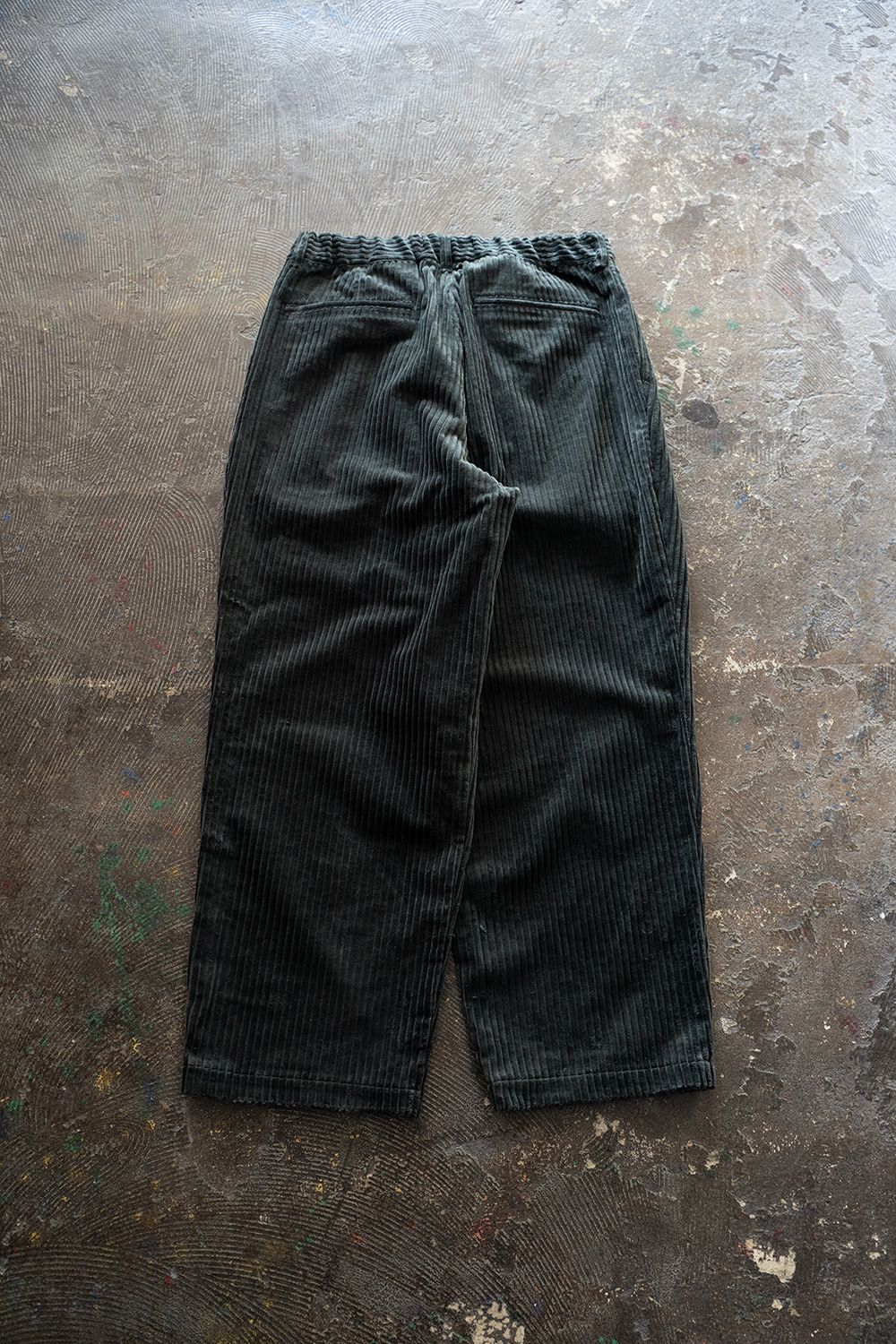 【25AW】3.5W太畝コーデュロイイージーパンツ(BLUE CHARCOAL)