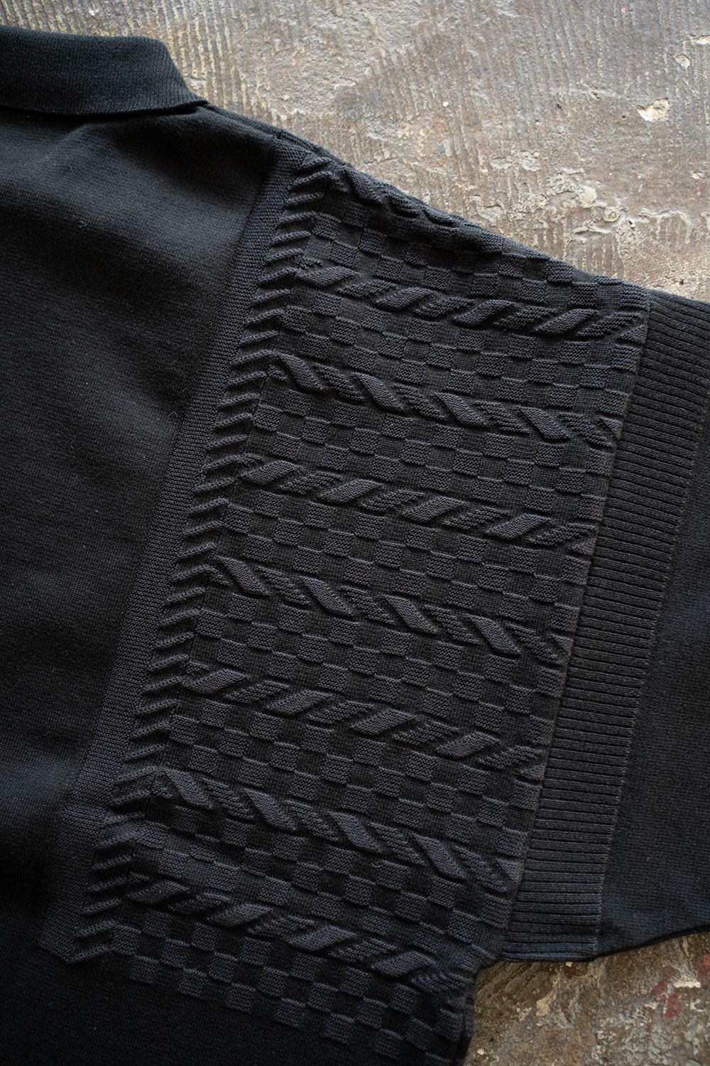 YASHIKI - 【ラスト1点】【24SS】Hazakura Knit Polo(BLACK) | Salty YASHIKI - 【ラスト1点】【24SS】Hazakura Knit Polo(BLACK) | Salty