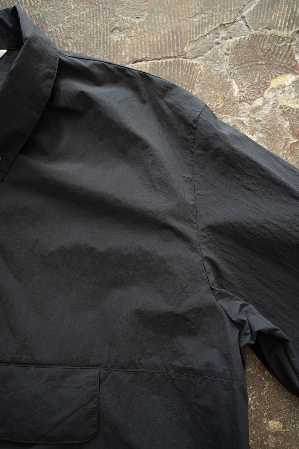 【ラスト1点】【24AW】撥水ナイロンパッカブルアノラック(BLACK)