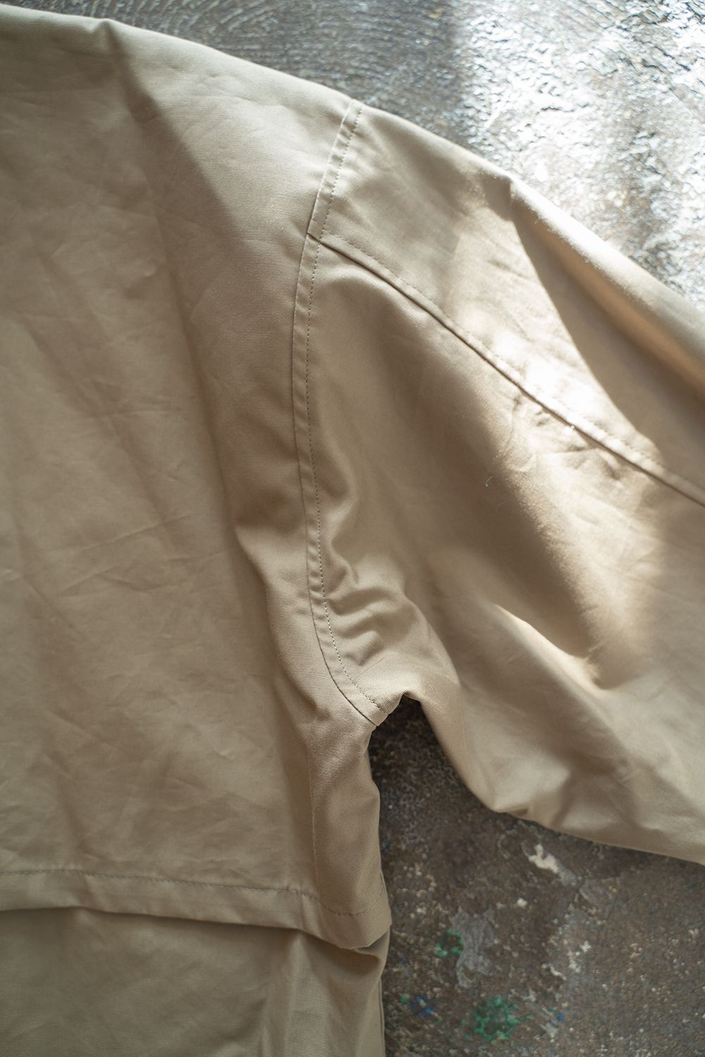 【ラスト1点】【22AW】甘撚りオックスショートブルゾン(KHAKI BEIGE)
