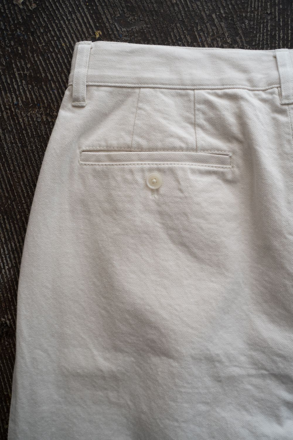 【26SS】2-Tack Cutoff Wide Denim Pants/2タックカットオフワイドデニムパンツ(OFF WHITE)