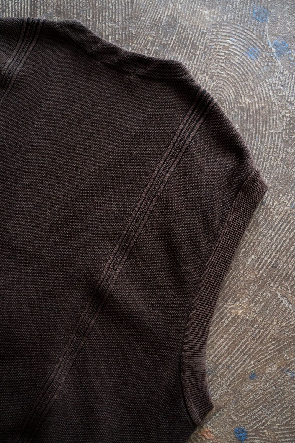 【26SS】Shirotsume V-neck Vest(BROWN)